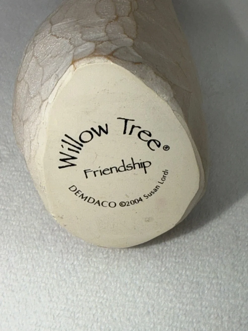 Willow Tree Friendship Holding Metal Flowers 2004 Figurine - Picture 5 of 5